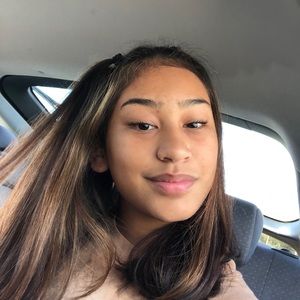 Meet your Posher, Gabrielle